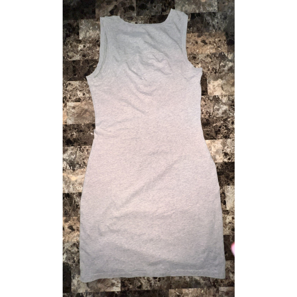 LULULEMON RUSHED DRESS HEATHERED CORE LIGHT GREY COLOR SIZE 6 PTP 15.5” - Picture 8 of 9